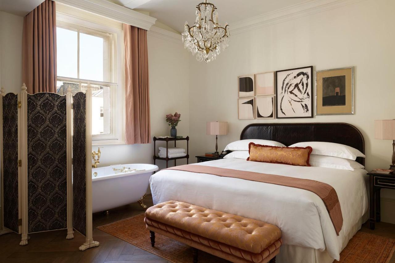 فندق Nomad لندن المظهر الخارجي الصورة A bedroom at the Hotel George Washington